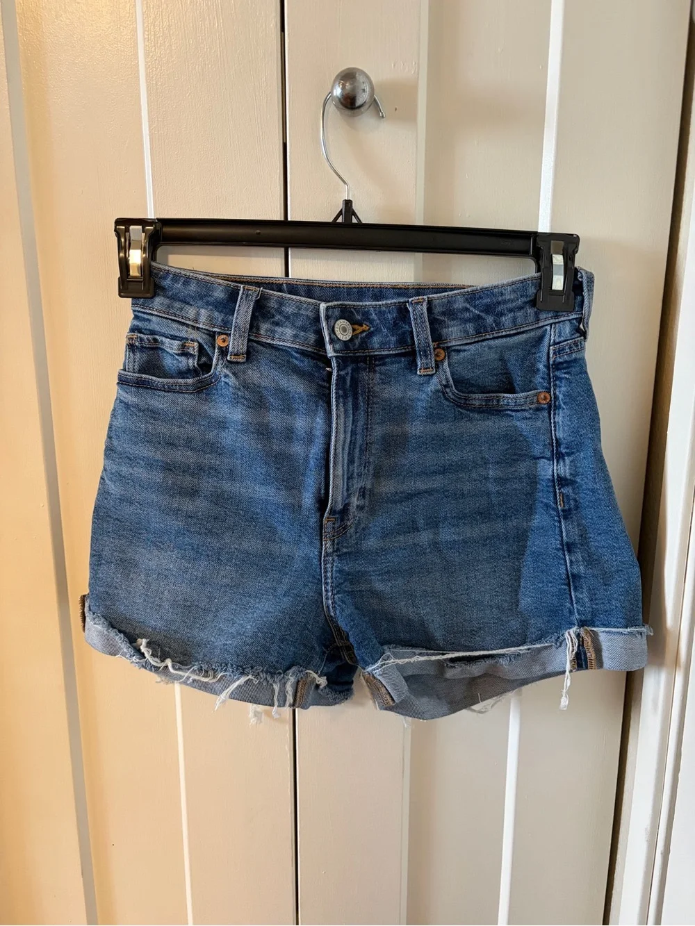 American Eagle Outfitters Blue Denim Cutoff Shorts “mom short stretch”